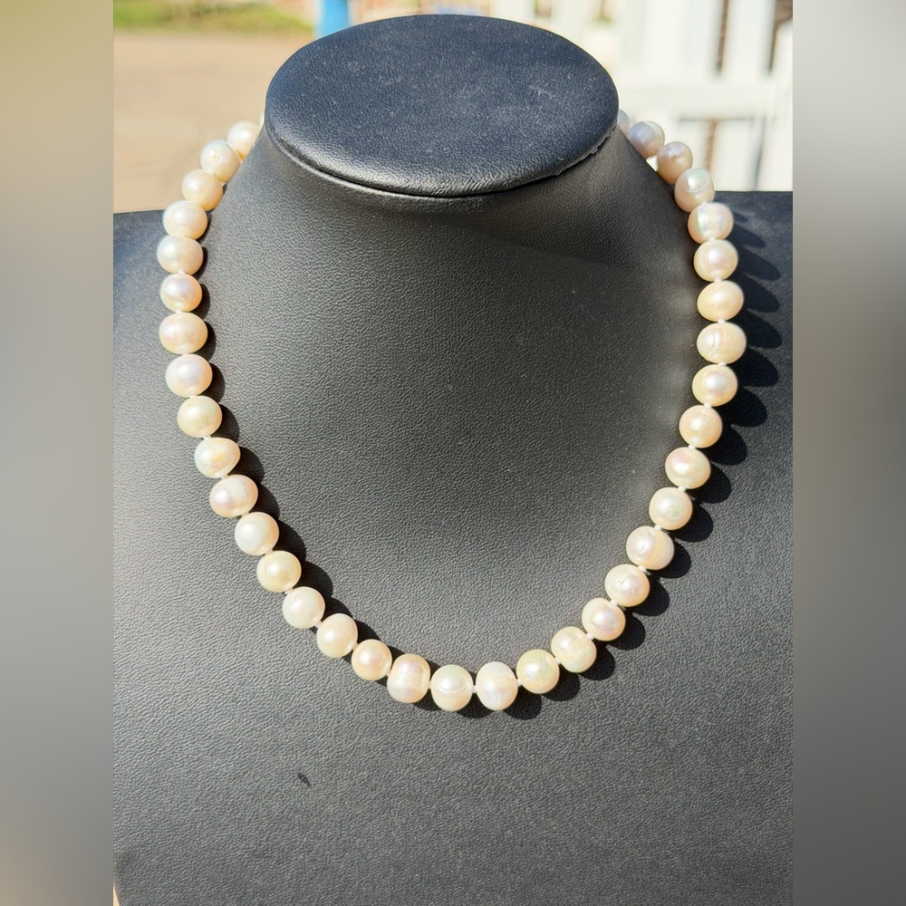 16” Cultured Freshwater White Pearl Knotted Necklace 9 to 10mm Free pearl studs